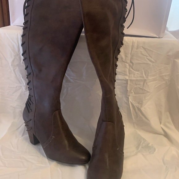 Report Brown Knee High Boots - Picture 6 of 8